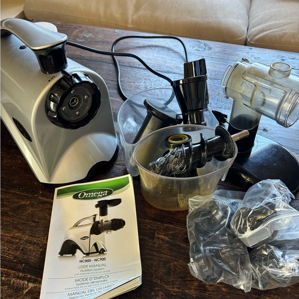 Omega NC-800 Cold Pressed Juicer